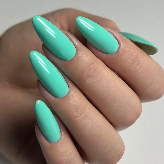 Vernis semi-permanent - Island - Nailed by K