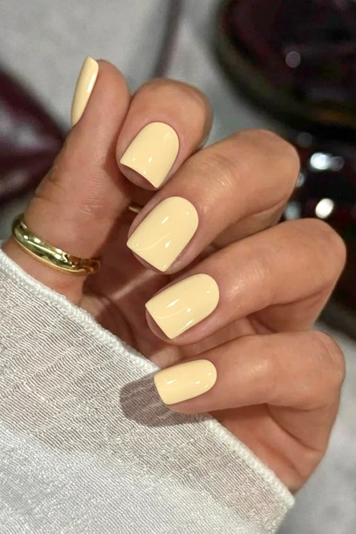 Vernis semi-permanent - Cream - Nailed by K