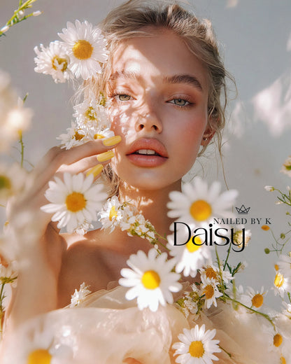 Semi-permanent nail polish - Daisy - Nailed by K