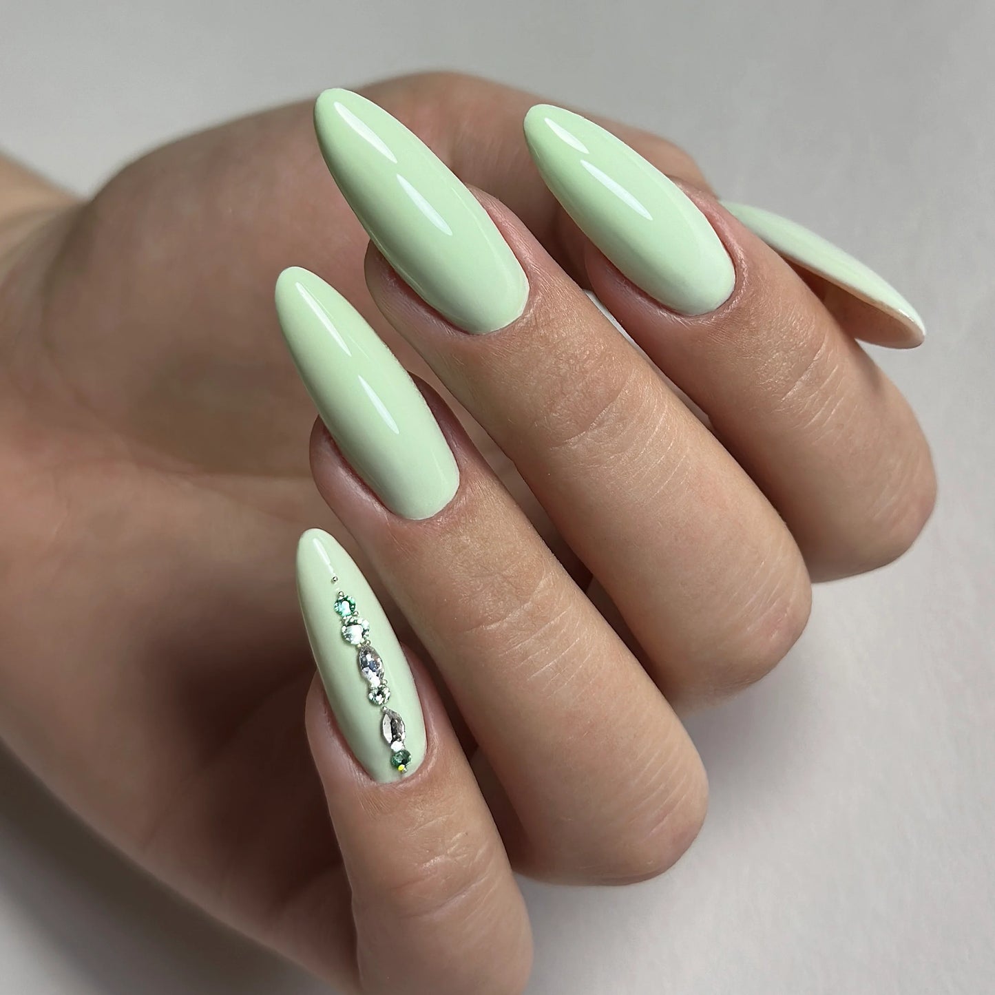 Vernis semi-permanent - Powder Mint - Nailed by K