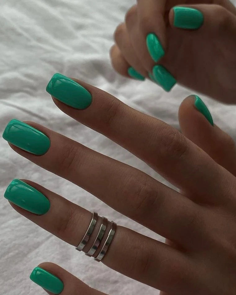 Vernis semi-permanent - Eucalyptus - Nailed by K