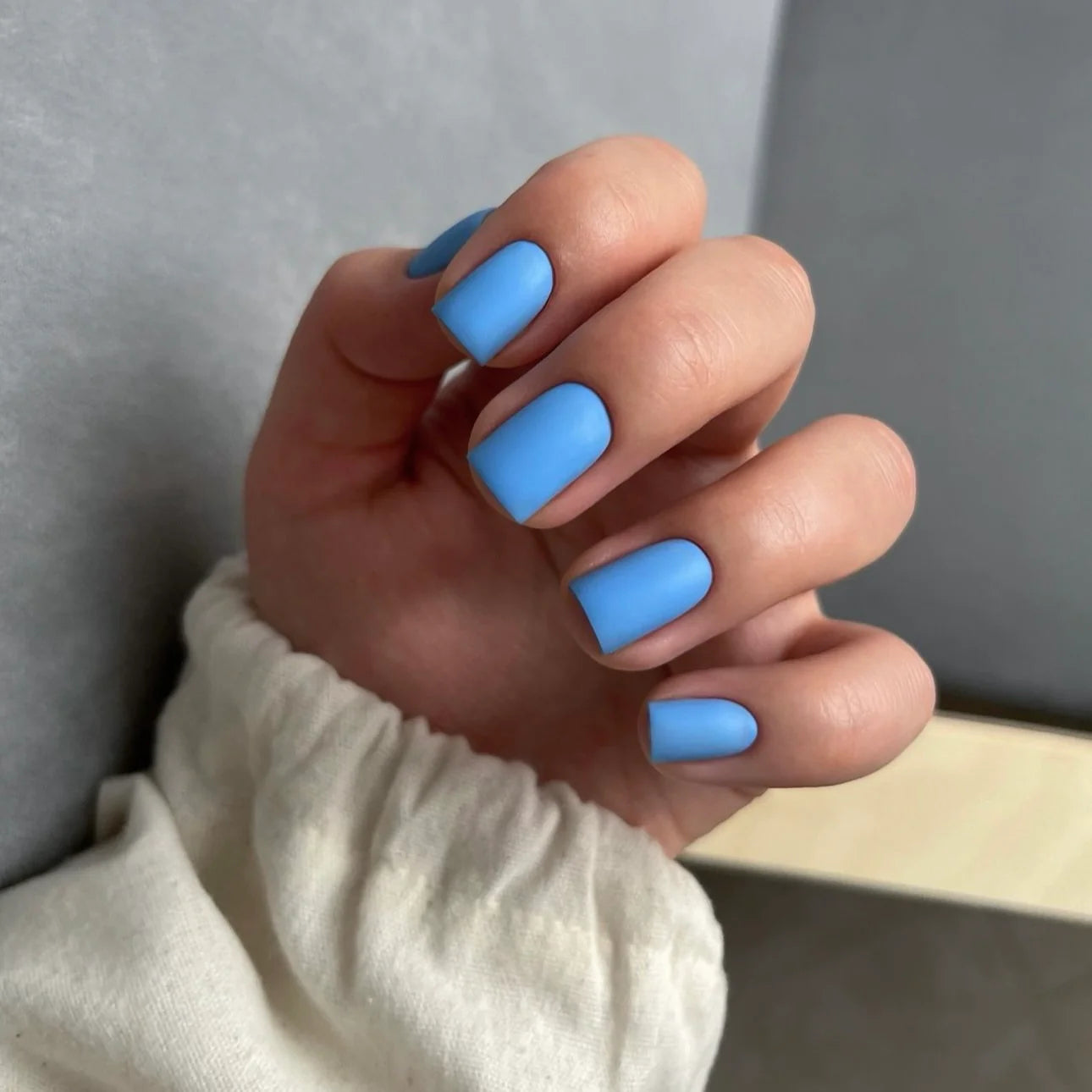 Vernis semi-permanent - Azzuro - Nailed by K