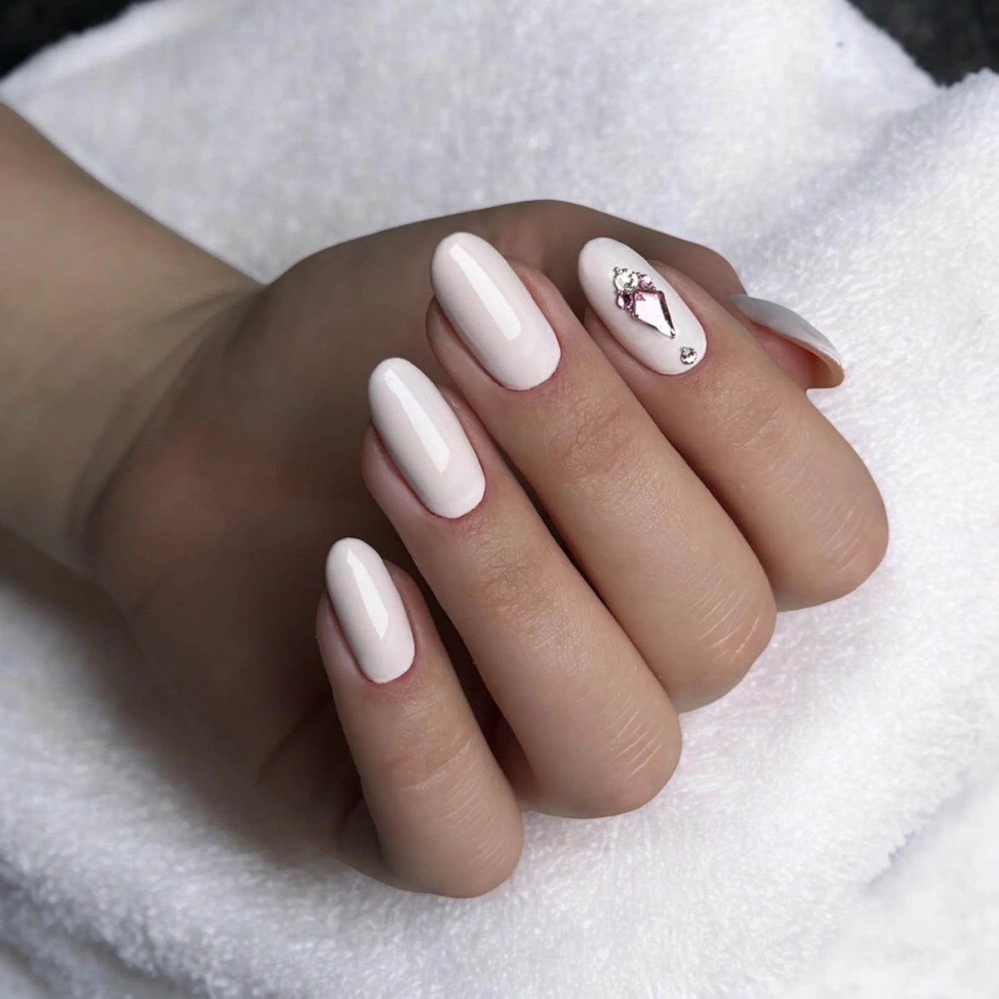 Vernis semi-permanent - Porcelain - Nailed by K