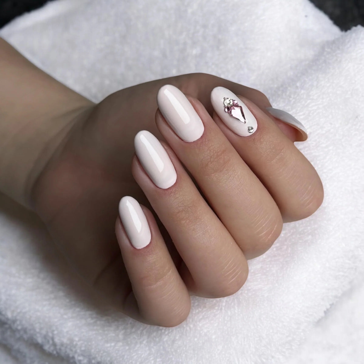 Vernis semi-permanent - Porcelain - Nailed by K
