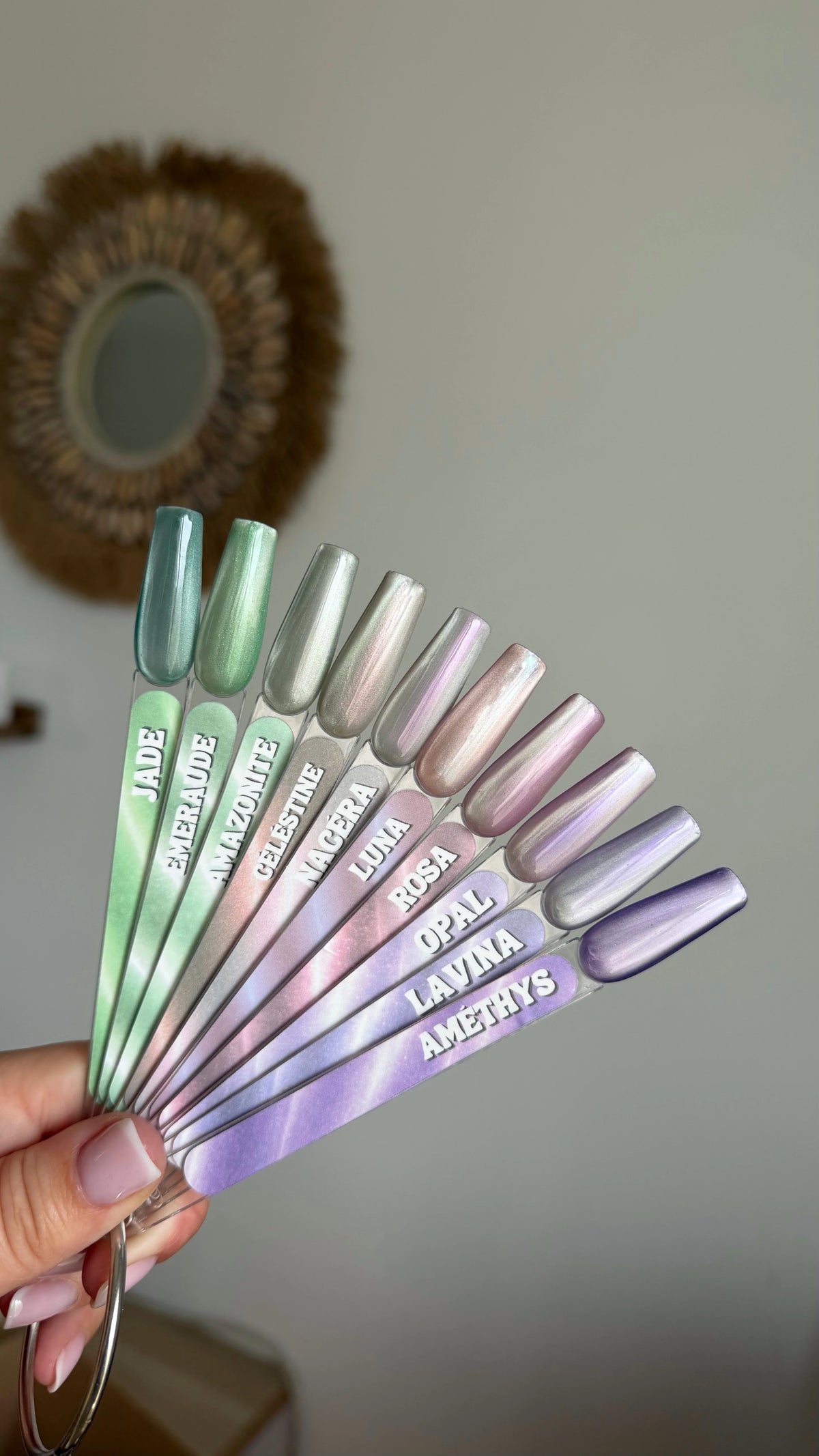 Cat-Eye Semi-Permanent Nagellack - Nacéra - L'atelier Nail Product