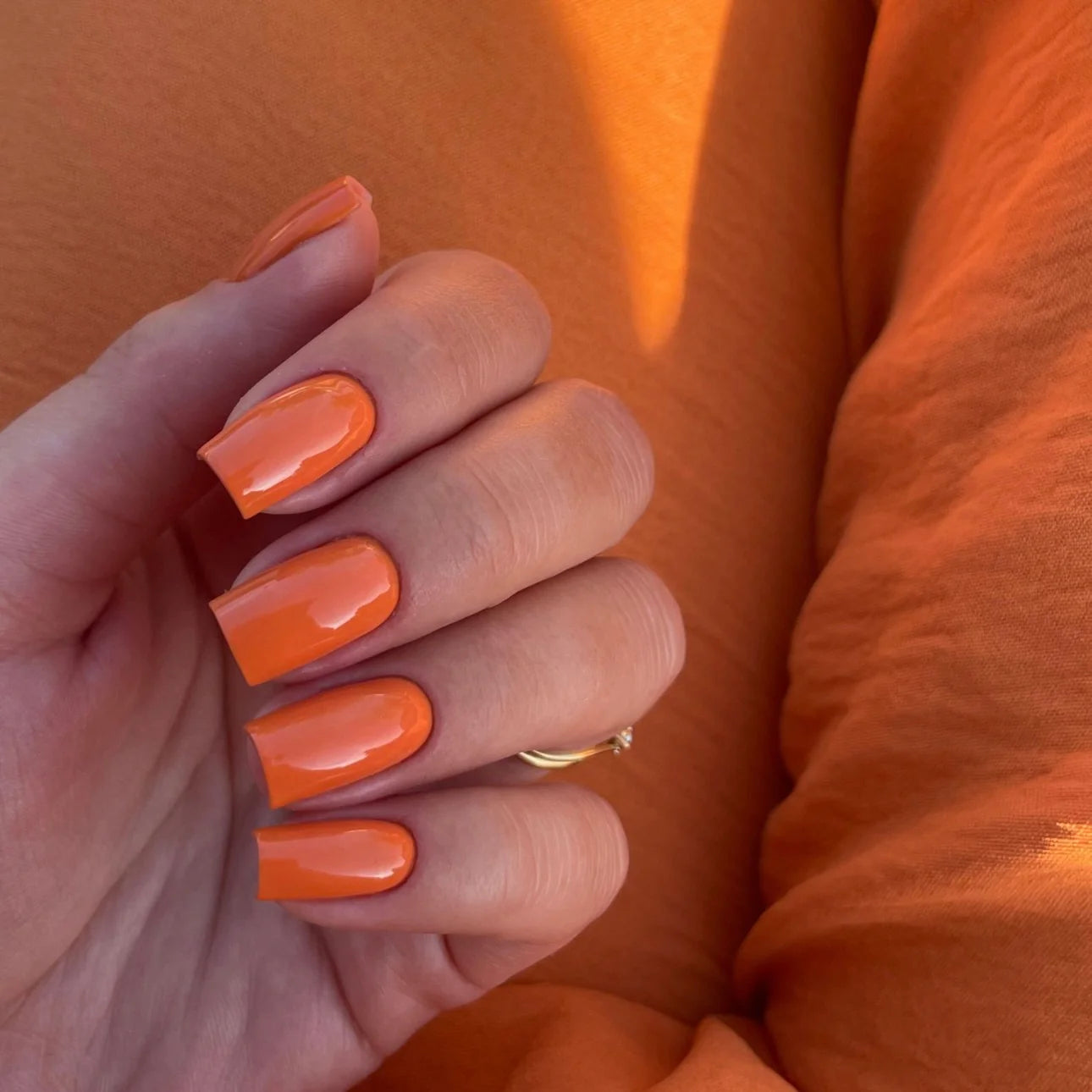 Vernis semi-permanent - Arancini - Nailed by K